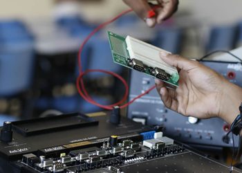 TÉCNICO DE SISTEMAS ELECTRÓNICOS